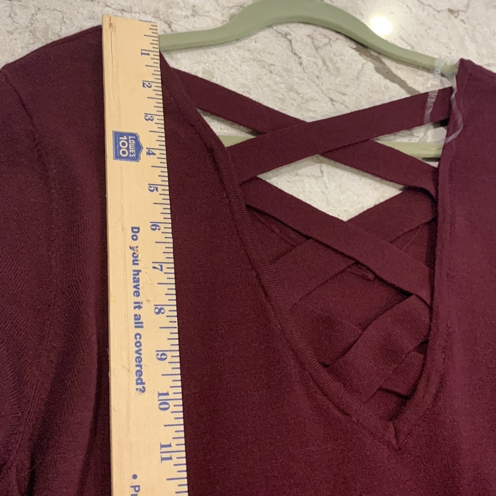 Pullover sweater - Picture 10 of 11